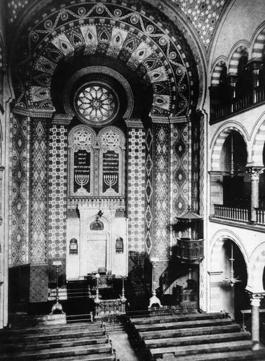 Blick in den renovierten Innenraum nach 1912 © Wikipedia
