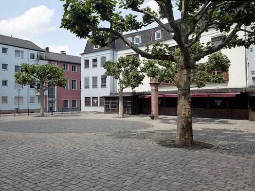 Redesigned Paradiesplatz square, © Olaf Reuffurth