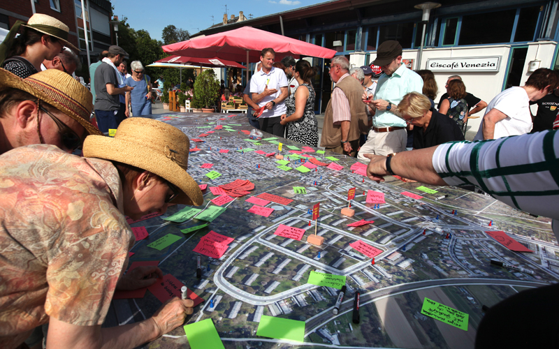 SOCIAL CITY Sossenheim information market on June 24, 2019, © Stadtberatung Dr. Sven Fries 