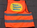 "Die Welt räumt auf. Nied macht mit" Aktionsweste © Stadtplanungsamt Frankfurt am Main