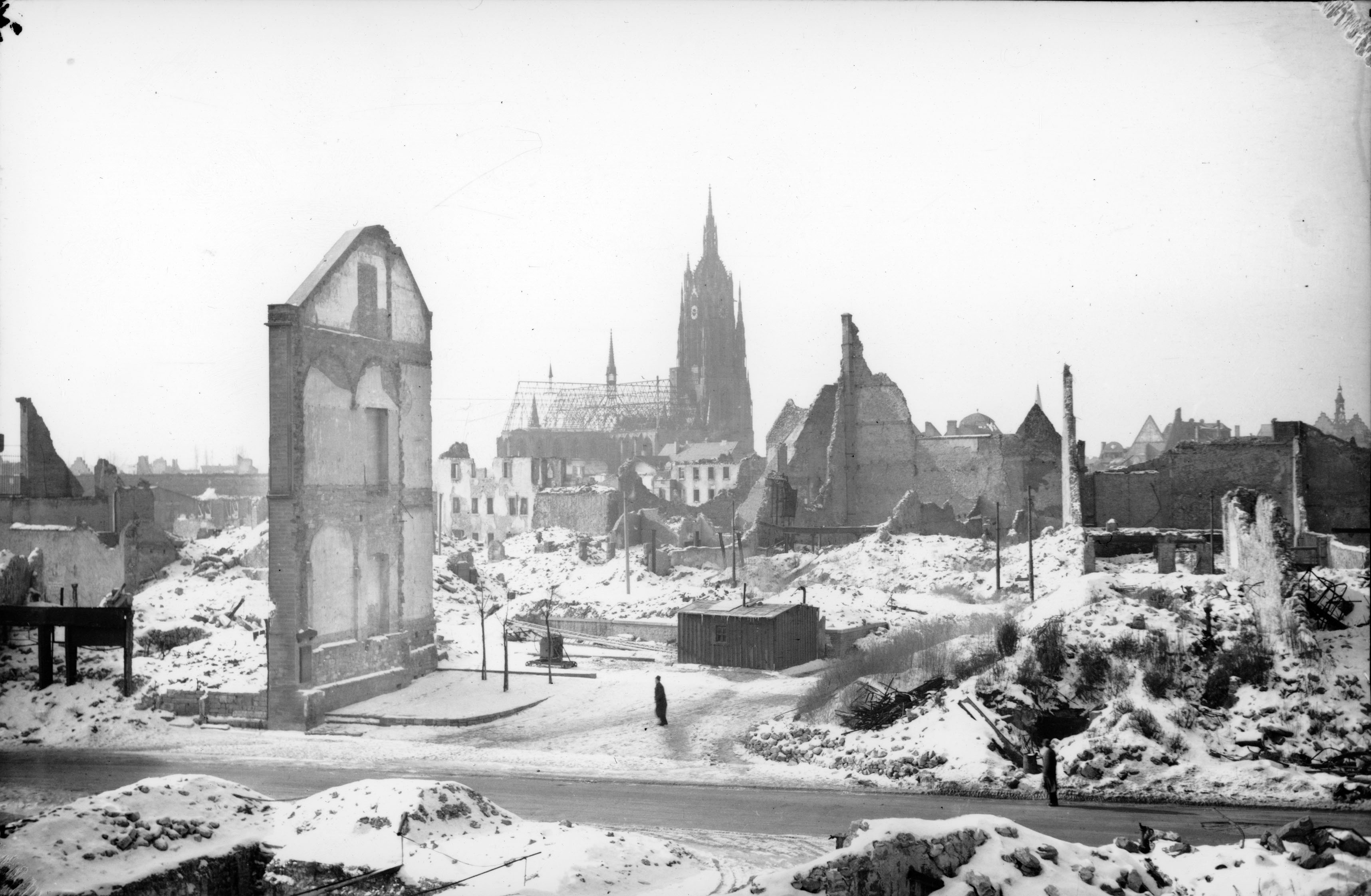 Restmauer der Hauptsynagoge nach 1944 © ISG s7ko_nr_1313 	