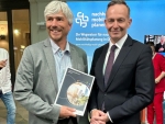 Heiko Nickel(links, Leiter strategische Verkehrsplanung der Stadt Frankfurt, im Beisein von Volker Wissing, ehemaliger Bundesminister für Digitales und Verkehr der Bundesrepublik Deutschland. © Stadtplanungsamt Stadt Frankfurt am Main