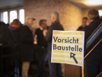 Abschied von der Baustelle  Baustellenschild in der Agentur des städtischen Wandels © Stadt Frankfurt am Main Foto: Felix Krumbholz