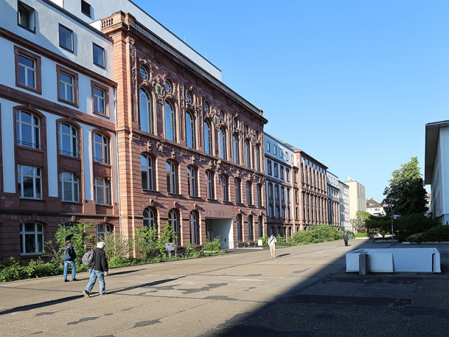 Als international bedeutender Wissenschafts- und Museumsstandort ist Senckenberg ein zentraler Impulsgeber f&uuml;r den Kulturcampus und st&auml;rkt die Verbindung von Forschung, Bildung und &ouml;ffentlicher Wissensvermittlung im Quartier. &copy; Stadt Frankfurt 