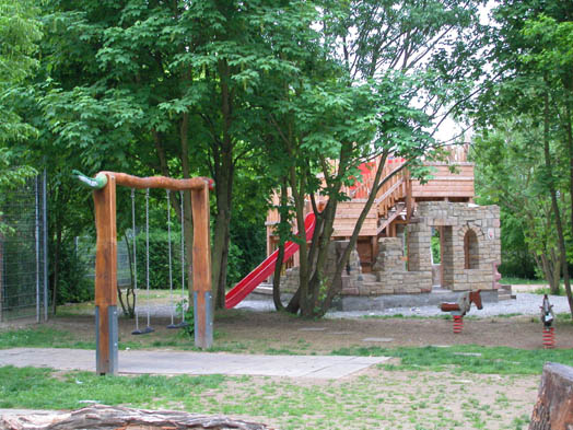 Schlotterland playground, image: Freischlad + Holz, © Stadtplanungsamt Stadt Frankfurt am Main 